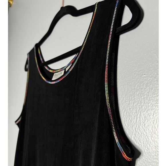 Chicos Travelers SZ 2 (12-14) Tank Black Rainbow Stitching Round Hem Slit Slinky - Picture 2 of 6